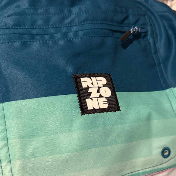 🌙 B145 - Ripzone RYLAN BOARD SHORTS - Picture 3 of 4